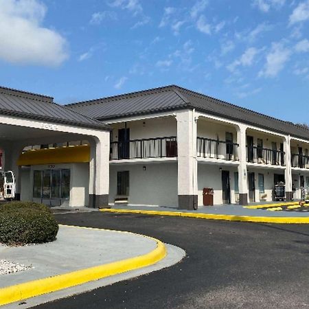 Days Inn By Wyndham Moss Point Pascagoula Exteriér fotografie