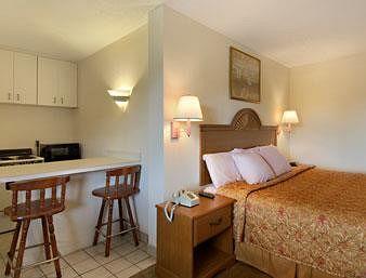 Days Inn By Wyndham Moss Point Pascagoula Exteriér fotografie